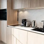 Yachthafen - Und Penthouses Barth