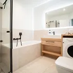 Yachthafen - Und Penthouses