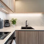 Yachthafen - Und Penthouses Barth