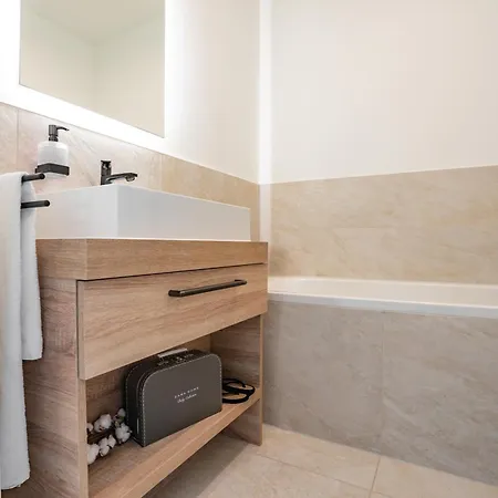 Yachthafen - Und Penthouses