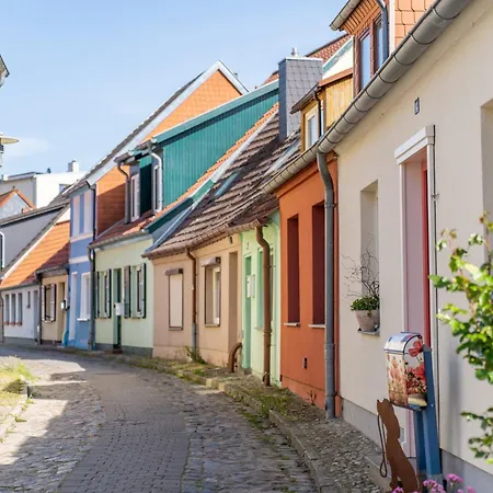 Yachthafen - Und Penthouses Barth