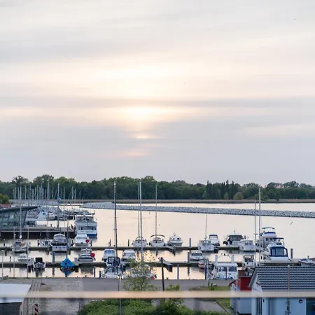 Yachthafen - Und Penthouses *